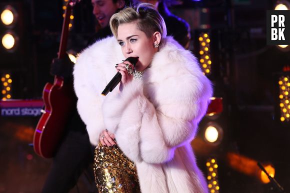 Miley Cyrus é assunto da vez em entrevista com sua família