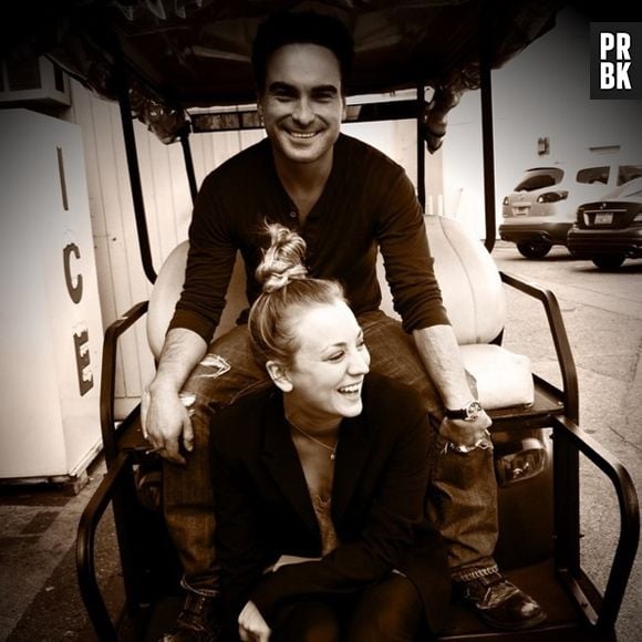 Quem já shippava Penny e Leonard em "The Big Bang Theory", agora irá shippar Kaley Cuoco e Johnny Galecki também