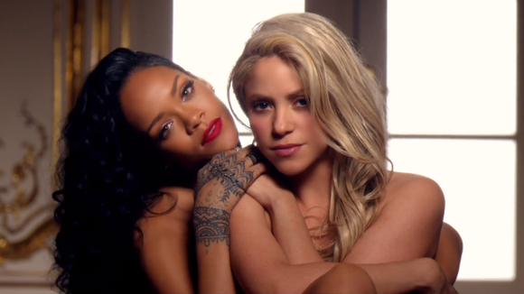 Shakira e Rihanna sensualizam juntas no clipe de "Can't Remember To Forget You"