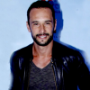 Rodrigo Santoro capricha no sorriso em foto publicada no Instagram