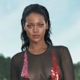 Rihanna está mais diva do que nunca no ensaio da nova edição da VOGUE