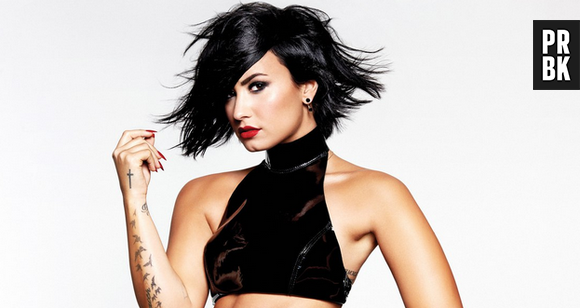 O último CD lançado por Demi Lovato foi "Confident", em outubro de 2015