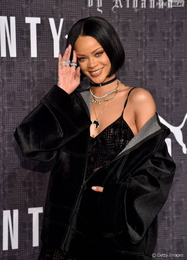 Pela sétima semana seguida, Rihanna ocupa o topo da Billboard Hot 100 com "Work"