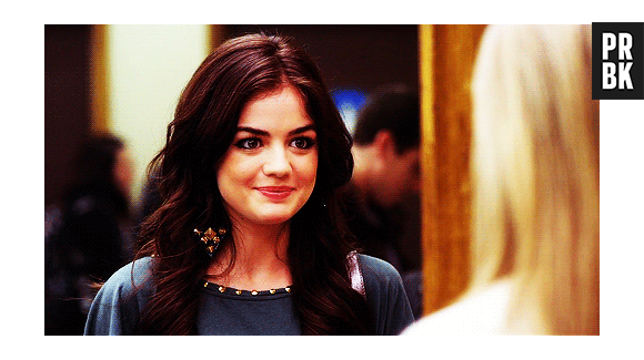 Lucy Hale é uma das estrelas de "Pretty Little Liars"