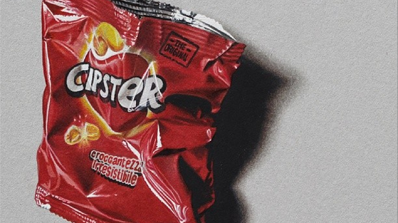 É de verdade? Artista italiano surpreende com desenhos incrivelmente reais!