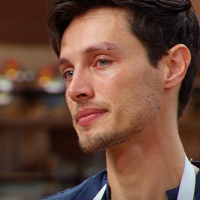 No "MasterChef Brasil": Fábio é eliminado do reality após omelete de cogumelos!