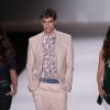 O trio de "Em Família", Giovanna Antonelli, Reynaldo Gianecchini e Tainá Müller foram os destaques do desfile da TNG no Fashion Rio