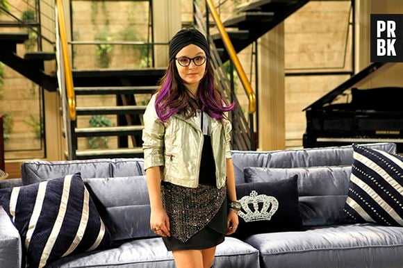 As jaquetas de Isabela (Larissa Manoela), "Cúmplices de Um Resgate", também fazem sucesso