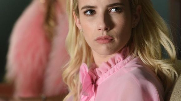 De "Scream Queens": Chanel Oberlin (Emma Roberts) e 10 momentos que provam que ela não tem coração!