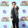 Austin Mahone também passou pelo tapete vermelho do Radio Disney Music Awards 2014