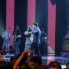 Logo no início já teve um grande show de NX Zero com Manu Gavassi, no "Meus Prêmios Nick 2013"