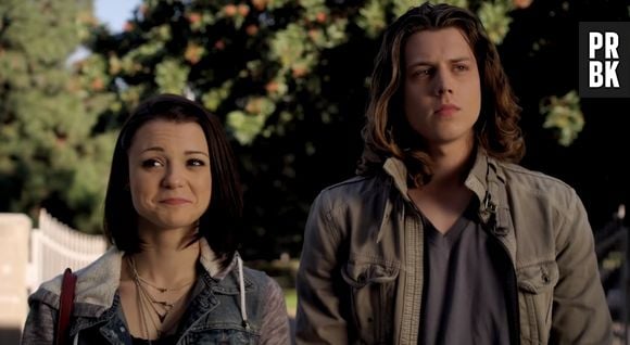 Lógico que o amor não poderia estar fora de "Finding Carter", né?