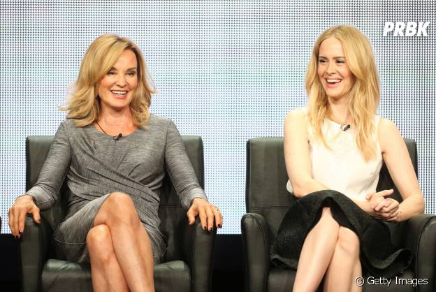 Jessica Lange (Fiona) e Sarah Paulson (Cordelia) foram indicadas à mesma categoria de Melhor Atriz em Minissérie ou Filme no Emmy 2014 por "American Horror Story: Coven"