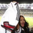  Durante o jogo entre Argentina e Alemanha, Rihanna torceu muito e mostrou seu apoio aos alem&atilde;s 