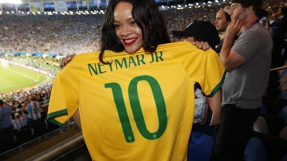 Rihanna no Brasil: Confira tudo o que cantora aprontou no fim de semana