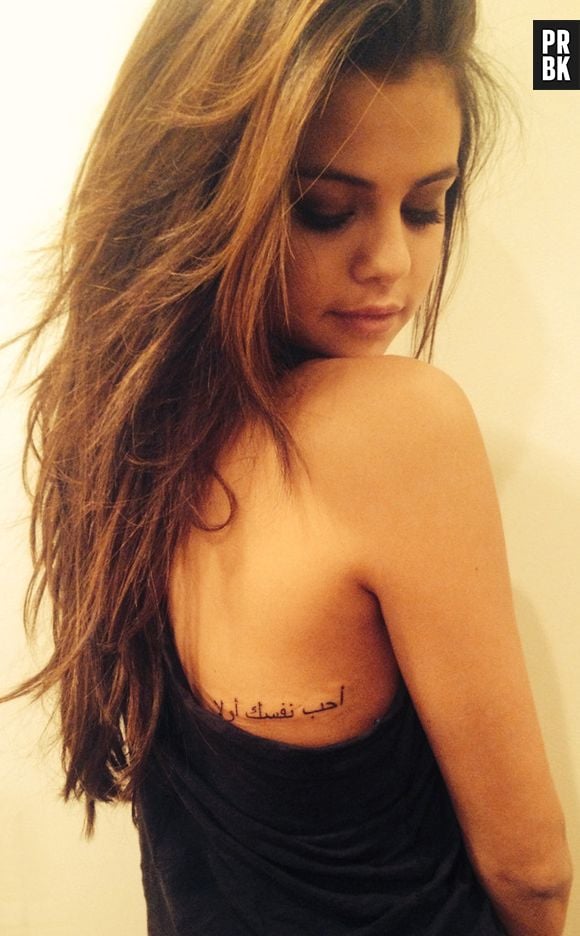 Tatuagem nova de Selena Gomez ficou pronta em 45 minutos