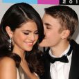  Selena Gomez e Justin Bieber reataram namoro, então amor pode ser um dos temas 