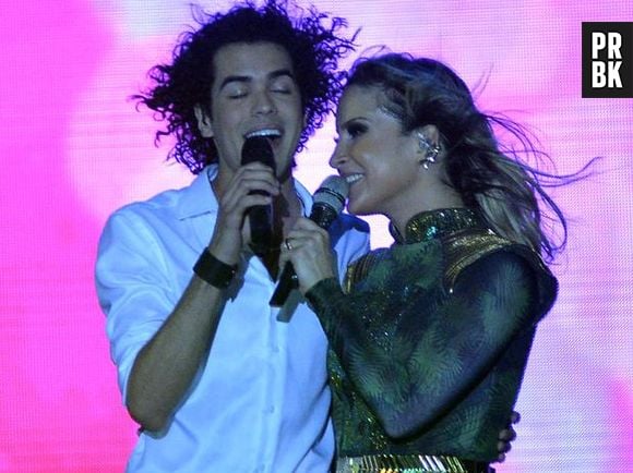 Junto com Claudia Leitte, Sam Alves se apresentou no Réveillon da Bahia