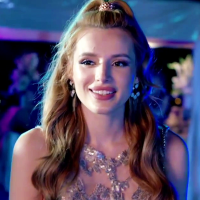 Série "Famous In Love", com Bella Thorne, ganha data de estreia da 2ª temporada!