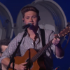 Niall Horan revela que não era popular na escola, principalmente pelos seus tiques causados pelo TOC