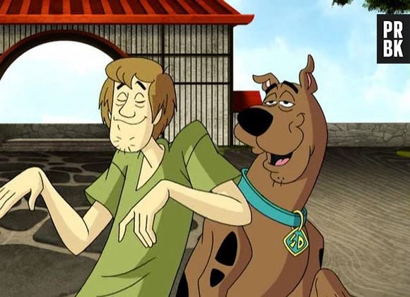 Scooby Doo e Salchicha bem relaxados