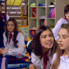 Em "As Aventuras de Poliana", Brenda (Flavia Pavanelli) faz bullying com Mirela (Larissa Manoela) e Raquel (Bella Moreira) na escola Ruth Goulart