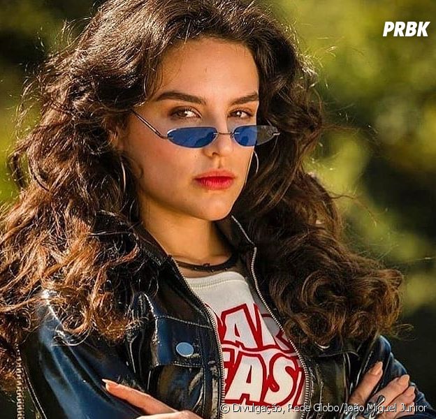 Kéfera posa como Mariane, sua primeira personagem em novelas