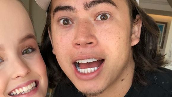 Larissa Manoela é zoada por Whindersson Nunes no Instagram e fãs ficam pistola