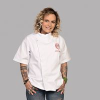 Simone Bert passa por prova de 5 etapas mas é eliminada no "Masterchef Profissionais"