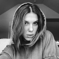 Parece que Millie Bobby Brown está querendo ficar careca de novo! O que vocês acham disso?