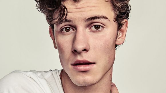 Além de Shawn Mendes, veja outros famosos que também já assumiram fumar maconha