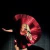 Essa roupa para lá de doida foi usada por Lady Gaga durante o EMA 2011