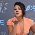 Gina Rodriguez, de "Jane the Virgin", é acusada de racismo depois de reclamar da diferença salarial em Hollywood