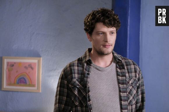Em "Jane the Virgin", Michael (Brett Dier) pode não ser quem a gente está pensando!