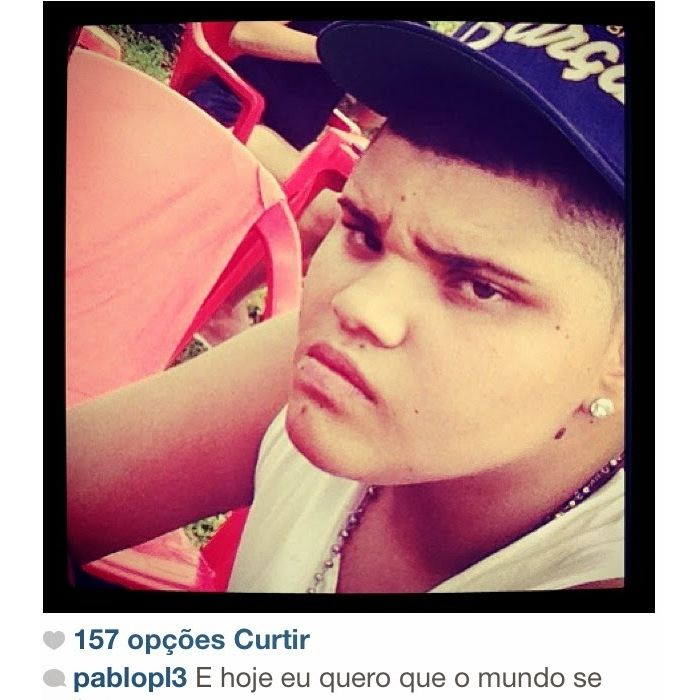 Quem não curtiu muito o dia de ontem foi o filho de Naldo, Pablo Jorge, de 15 anos. O jovem postou uma foto com &quot;cara de mau&quot; e escreveu: &quot;E hoje eu quero que o mundo se f*”