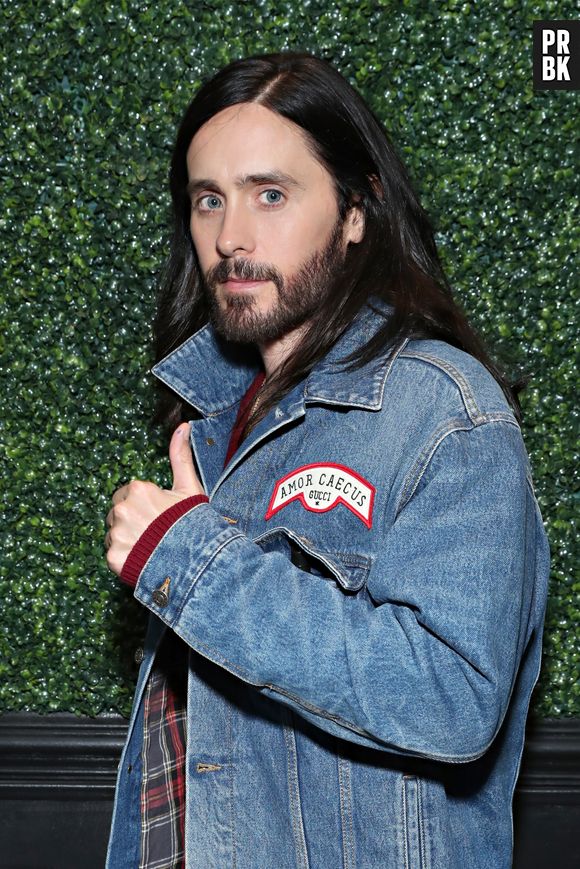 Jared Leto defende DC Comics após críticas e comparações com Marvel