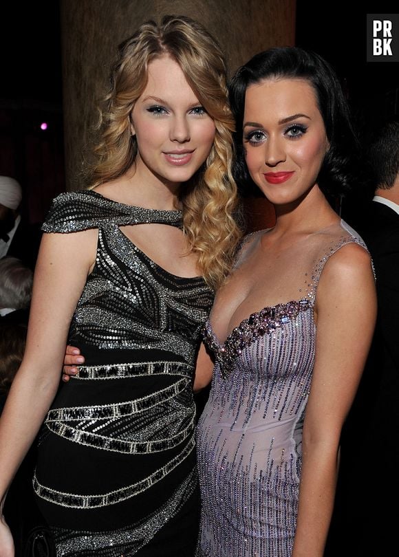 Katy Perry posta foto fofa marcando Taylor Swift e nós já estamos amando essa amizade