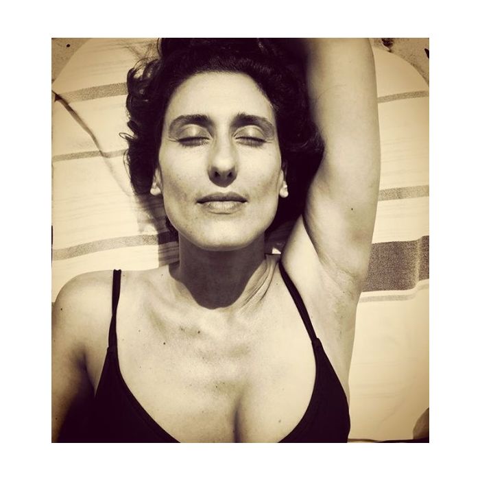 Ao ser capa de uma revista, Paola Carosella postou um texto lindo falando de aceitação do corpo