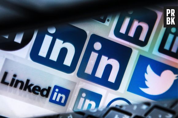 No Linkedin, o usuário pode ler conteúdos interessantes e fazer conexões no mundo profissional