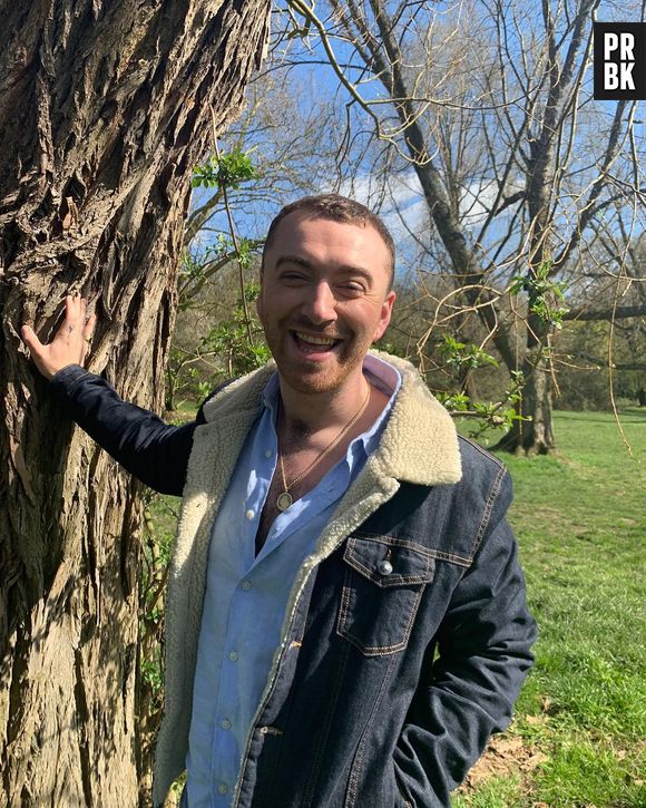 Sam Smith fala sobre a importância do amor próprio para a saúde psicológica