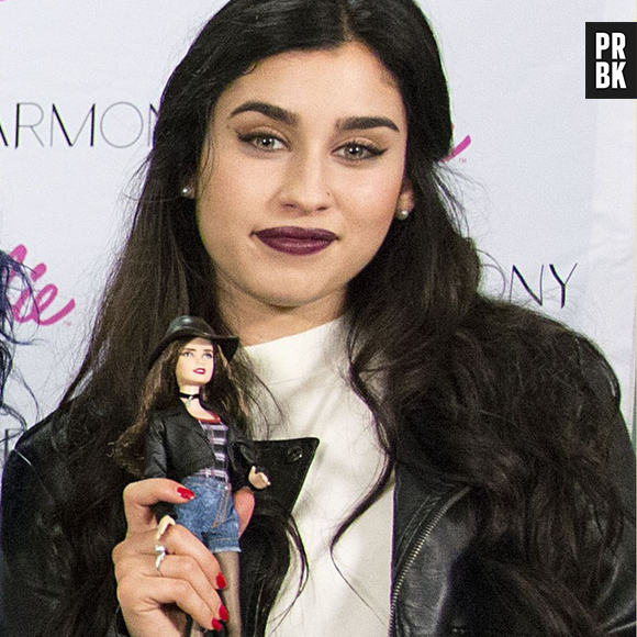 A Lauren Jauregui também ganhou uma boneca incrível da linha Fifth Harmony