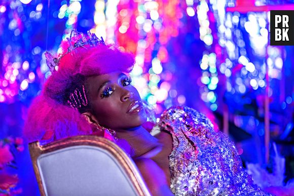 Karol Conka fala sobre sexo oral feminino na música "Lala"