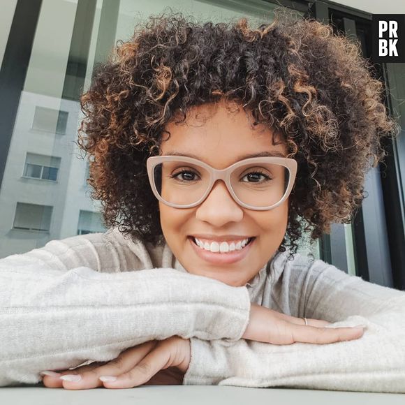 Heslaine Vieira machucou o dedo em gravação do "As Five"