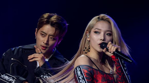 KARD revela que cover de "Pesadão" não é tão fácil assim em entrevista com o Purebreak