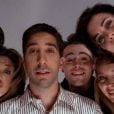 Veja todo o elenco de "Friends" reunido em foto compartilhada por Jennifer Aniston