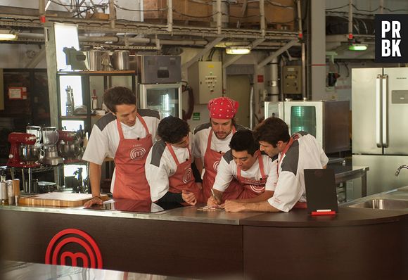 "MasterChef - A Revanche": grupo de Fernando perde e faz com que Vitor e Helton vão para eliminação