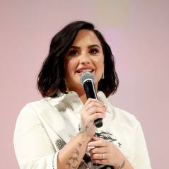Demi Lovato fala sobre saúde mental, body positive e mais em primeira entrevista após overdose