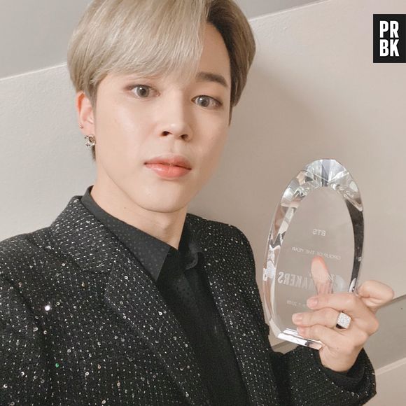 Site faz lista dos idols mais queridos na Coreia e Jimin, do BTS, fica em primeiro