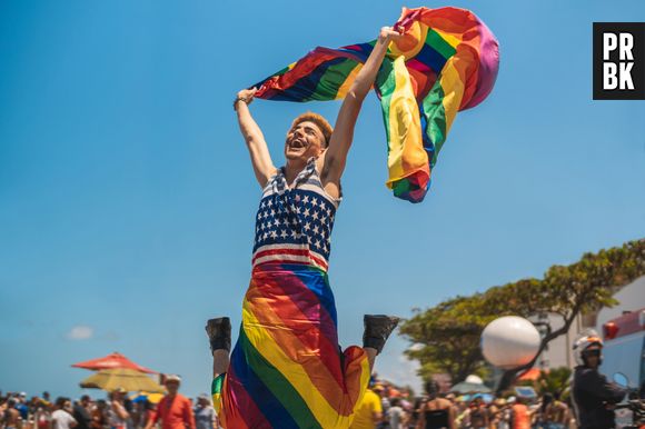 LGBTQIA+: famosos sempre espalham cada vez mais informações sobre o movimento