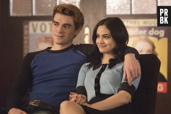 Será que você seria tipo o Archie (KJ Apa) e a Veronica (Camila Mendes) em "Riverdale", mais aventureiro?